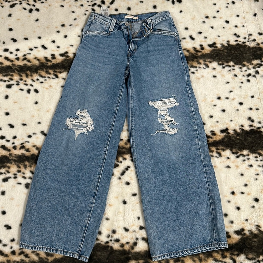 94 Baggy Wide Leg Levi jeans